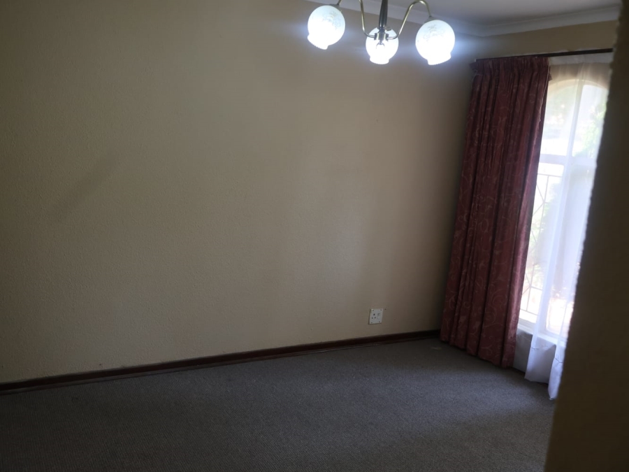 To Let 3 Bedroom Property for Rent in Terenure Gauteng