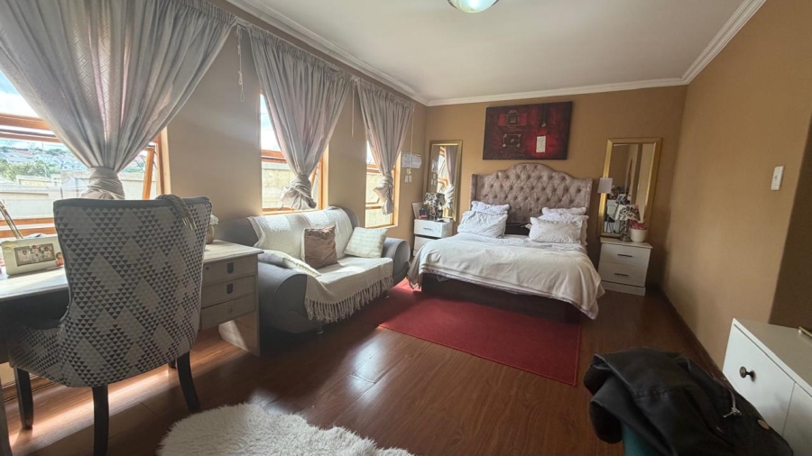 3 Bedroom Property for Sale in Kosmosdal Gauteng