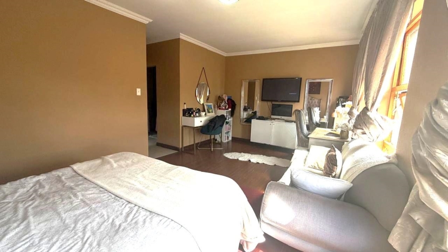 3 Bedroom Property for Sale in Kosmosdal Gauteng