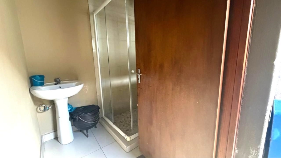 3 Bedroom Property for Sale in Kosmosdal Gauteng