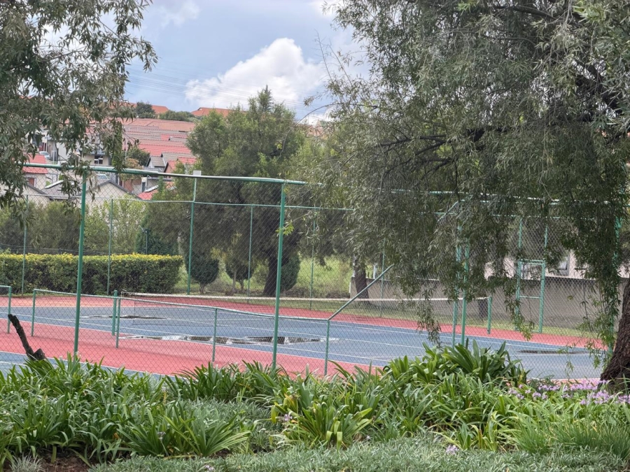 3 Bedroom Property for Sale in Kosmosdal Gauteng