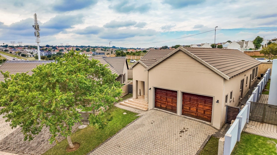 4 Bedroom Property for Sale in Kosmosdal Gauteng