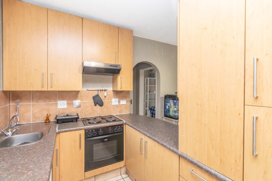 1 Bedroom Property for Sale in Lonehill Gauteng