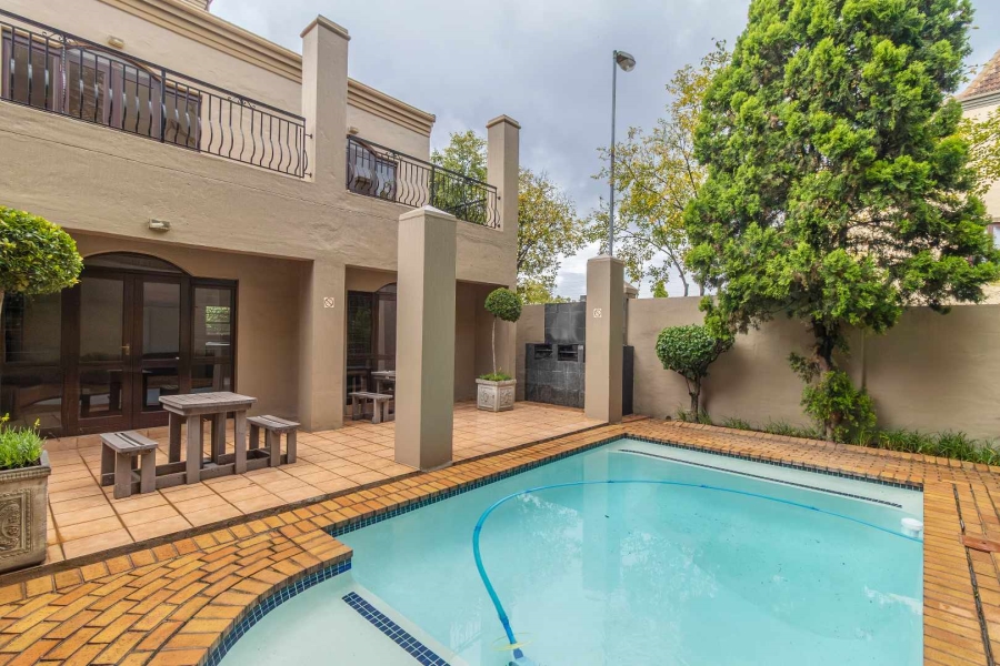 1 Bedroom Property for Sale in Lonehill Gauteng