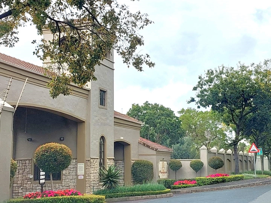 1 Bedroom Property for Sale in Lonehill Gauteng