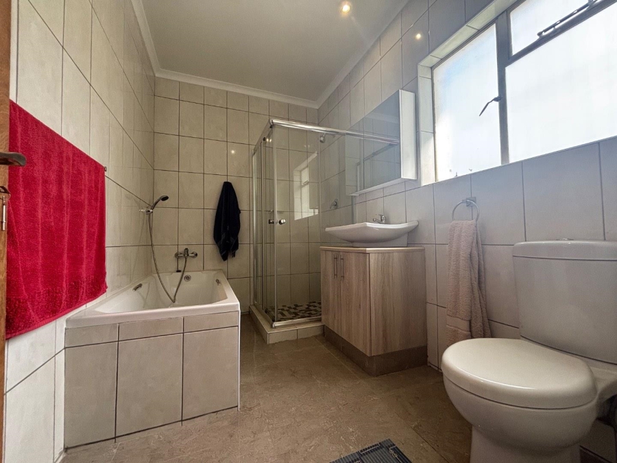 3 Bedroom Property for Sale in Randridge Ah Gauteng