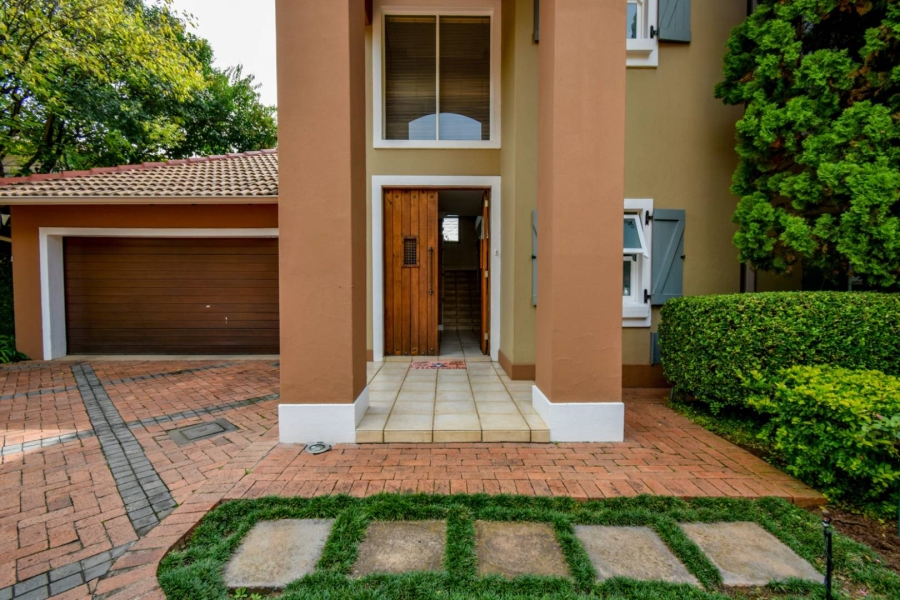 4 Bedroom Property for Sale in Muckleneuk Gauteng