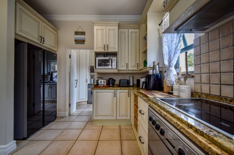 4 Bedroom Property for Sale in Muckleneuk Gauteng