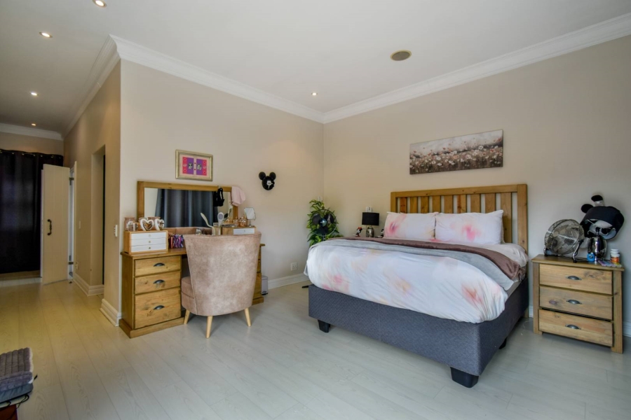 4 Bedroom Property for Sale in Muckleneuk Gauteng