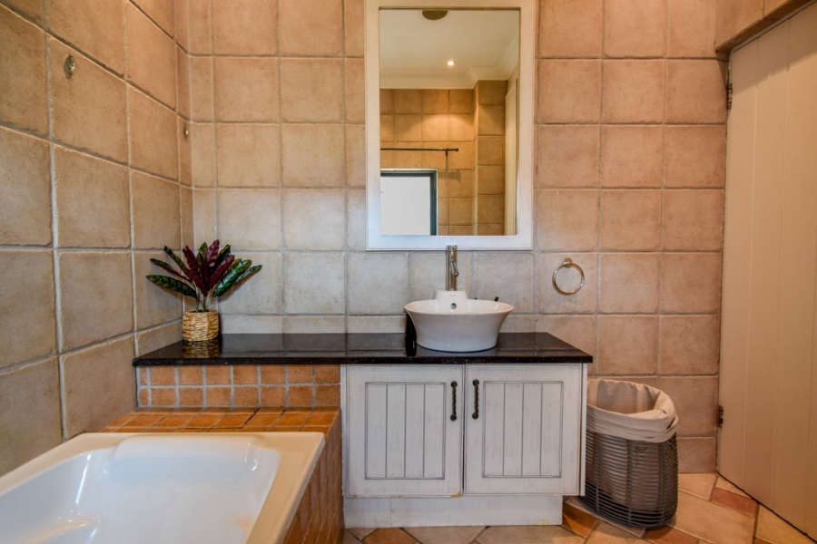 4 Bedroom Property for Sale in Muckleneuk Gauteng