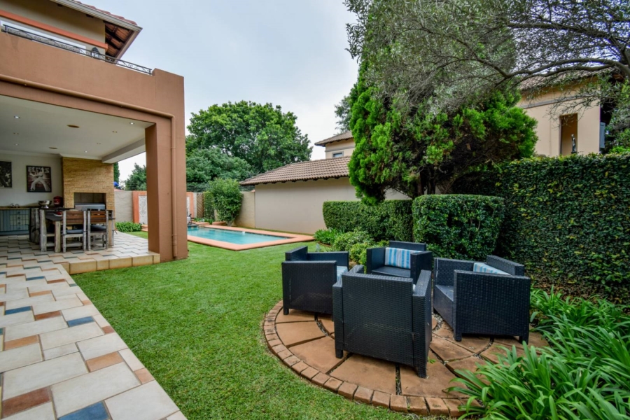 4 Bedroom Property for Sale in Muckleneuk Gauteng