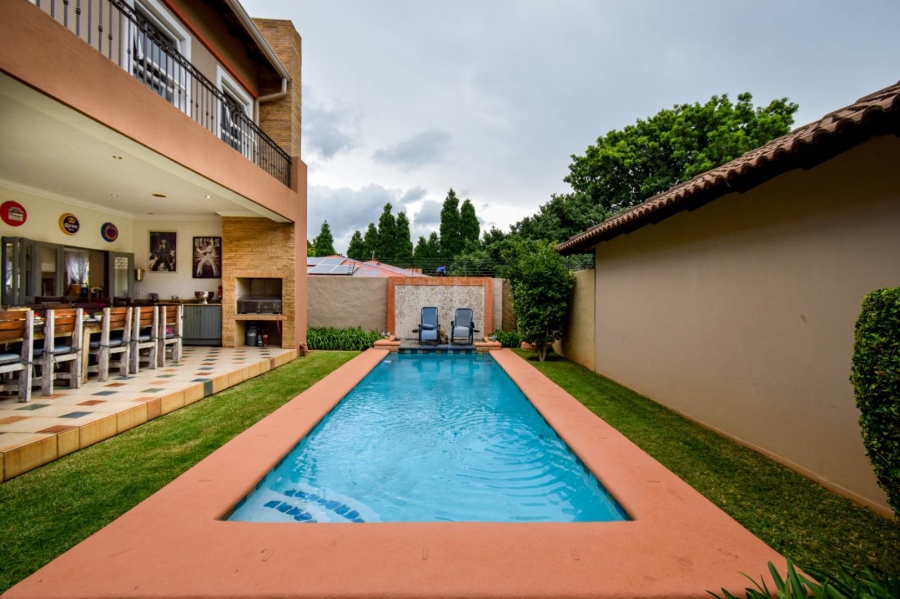 4 Bedroom Property for Sale in Muckleneuk Gauteng