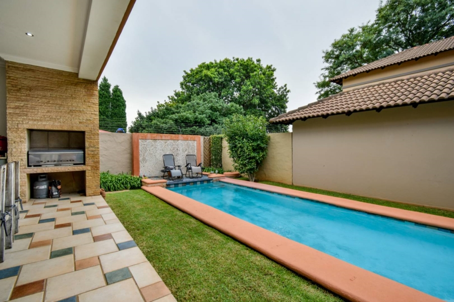 4 Bedroom Property for Sale in Muckleneuk Gauteng