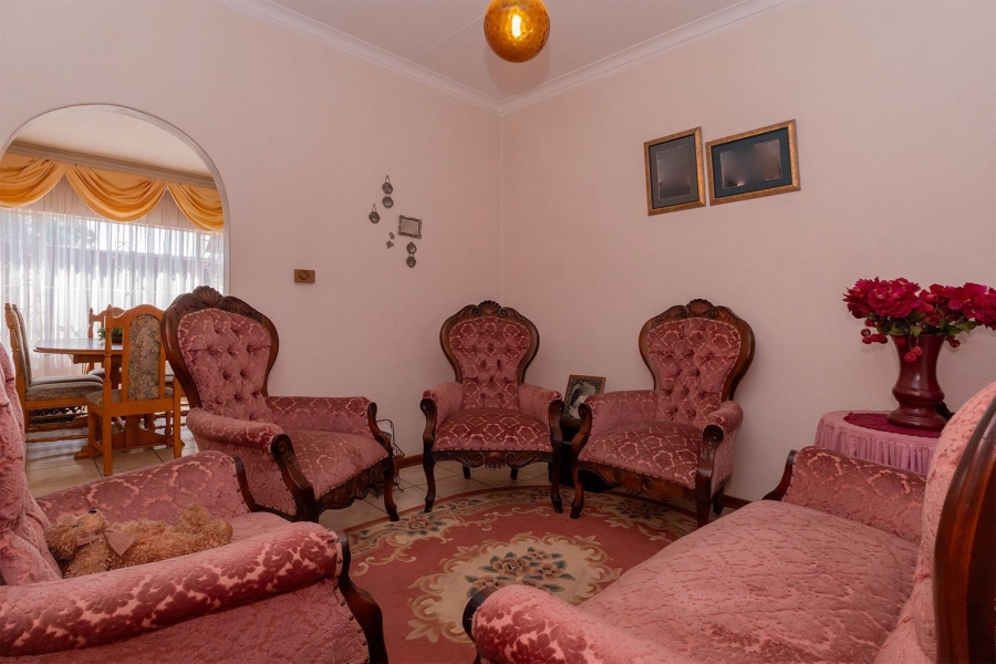 3 Bedroom Property for Sale in Birchleigh North Gauteng