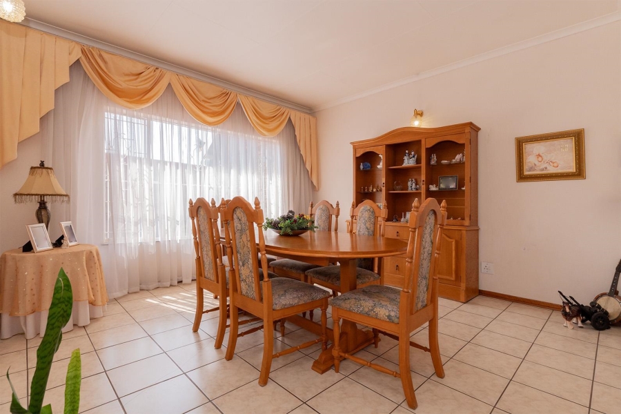 3 Bedroom Property for Sale in Birchleigh North Gauteng