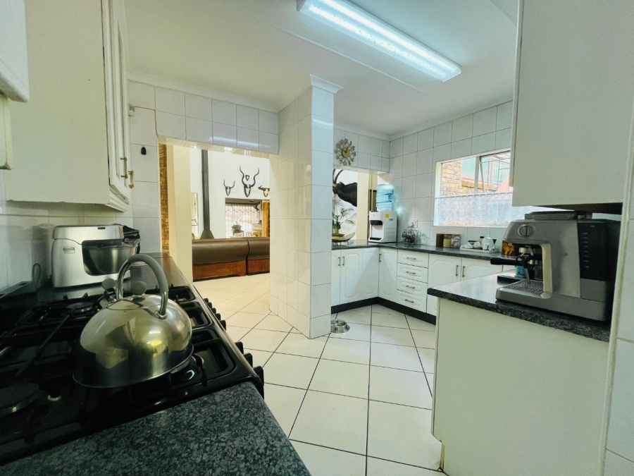 4 Bedroom Property for Sale in Meyersdal Gauteng