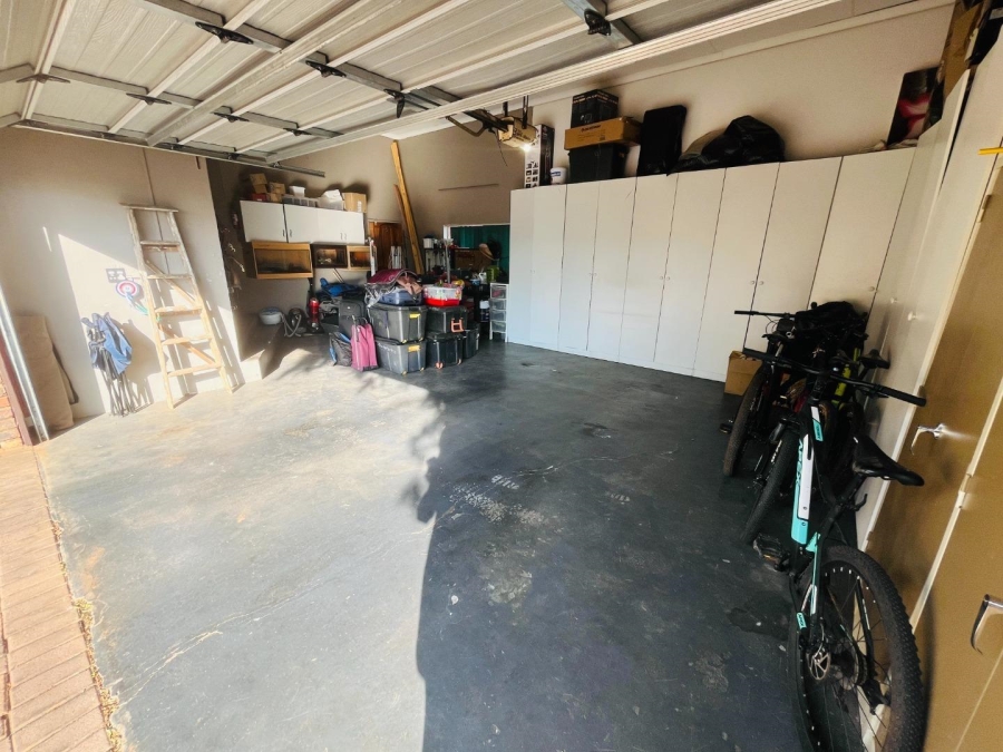 4 Bedroom Property for Sale in Meyersdal Gauteng