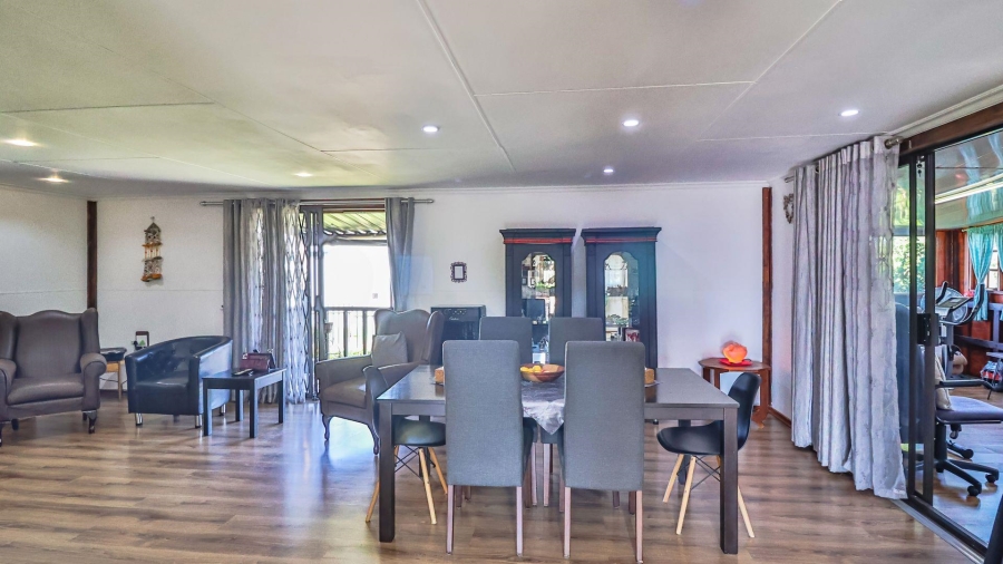 3 Bedroom Property for Sale in Vaaloewer Gauteng