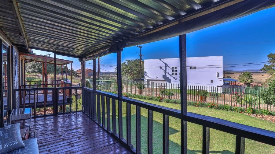 3 Bedroom Property for Sale in Vaaloewer Gauteng