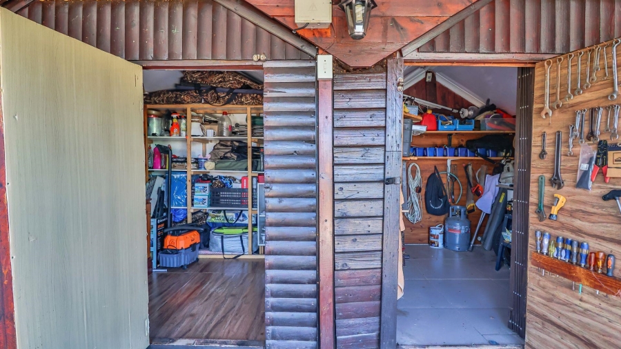 3 Bedroom Property for Sale in Vaaloewer Gauteng