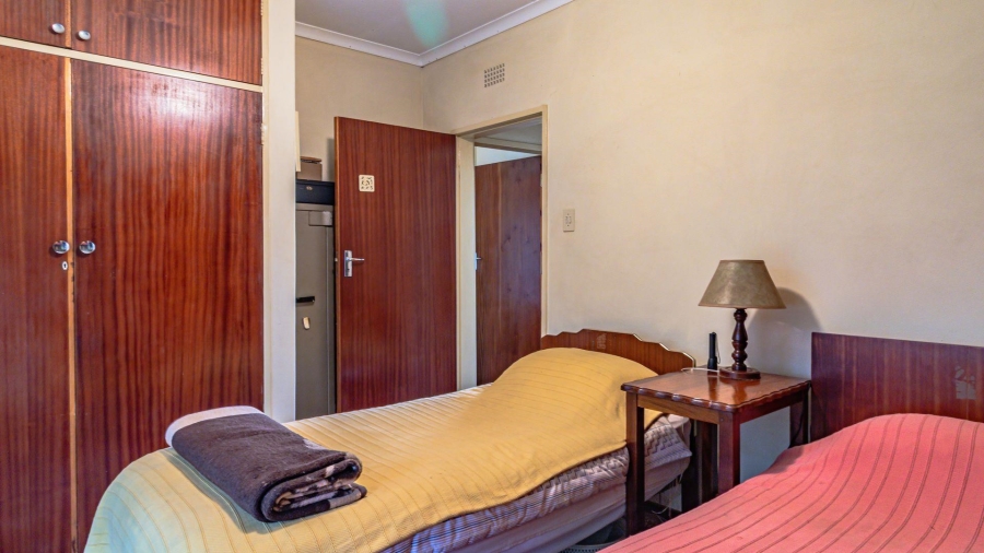 3 Bedroom Property for Sale in Vaaloewer Gauteng