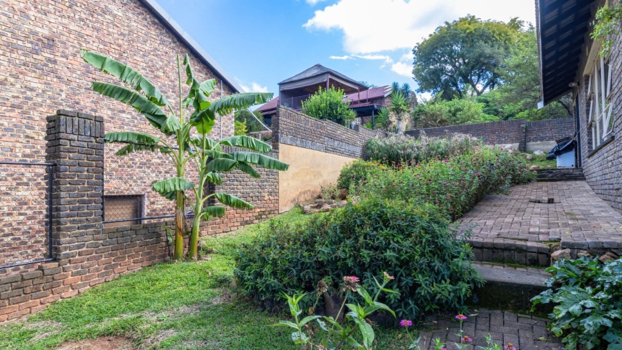 3 Bedroom Property for Sale in Vaaloewer Gauteng