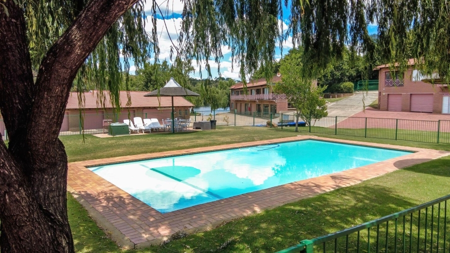 3 Bedroom Property for Sale in Vaaloewer Gauteng