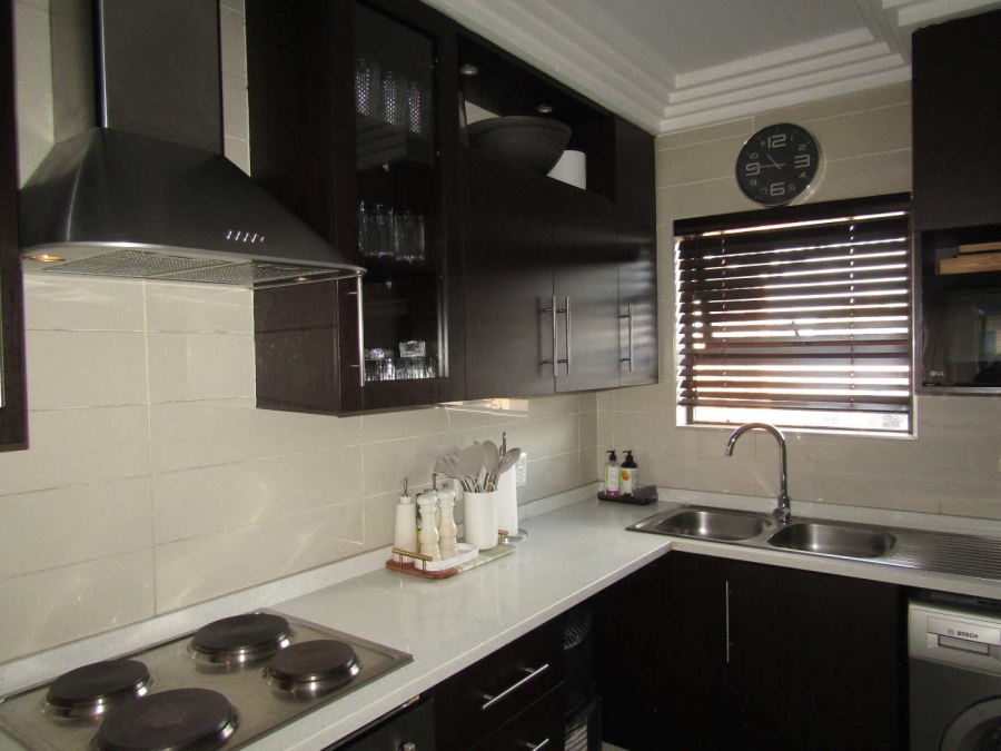 2 Bedroom Property for Sale in Ravenswood Gauteng