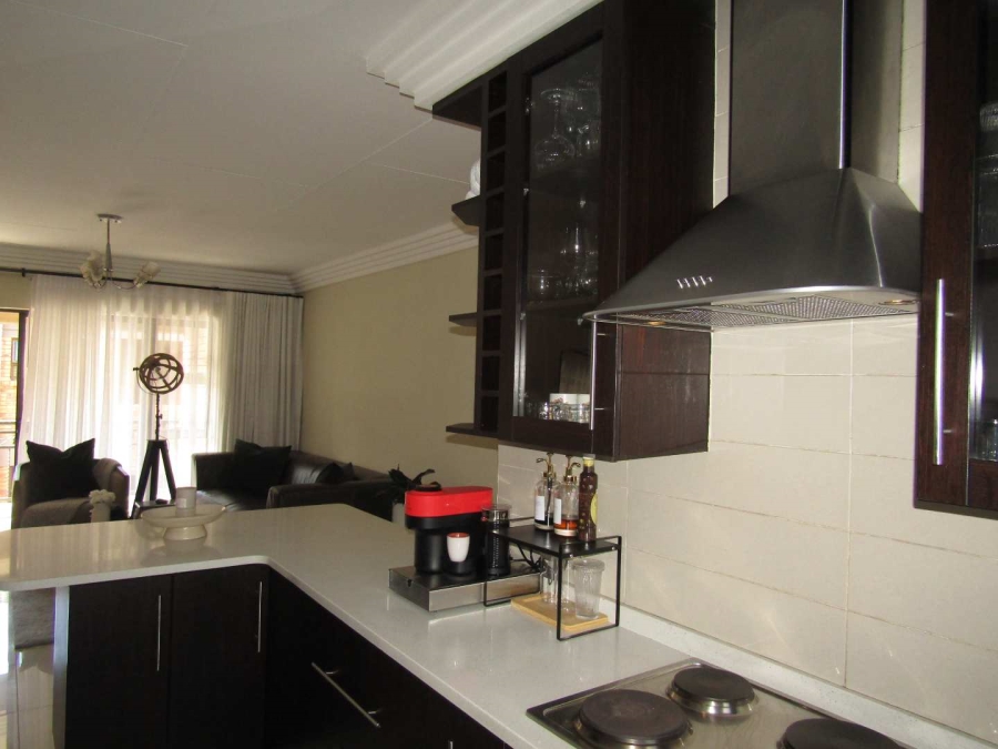 2 Bedroom Property for Sale in Ravenswood Gauteng