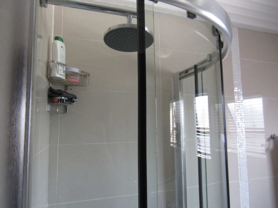 2 Bedroom Property for Sale in Ravenswood Gauteng