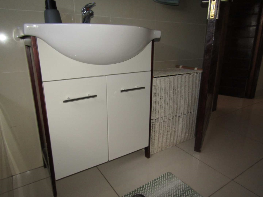 2 Bedroom Property for Sale in Ravenswood Gauteng