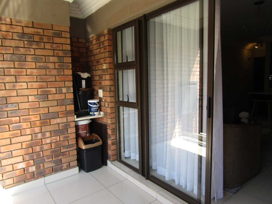 2 Bedroom Property for Sale in Ravenswood Gauteng