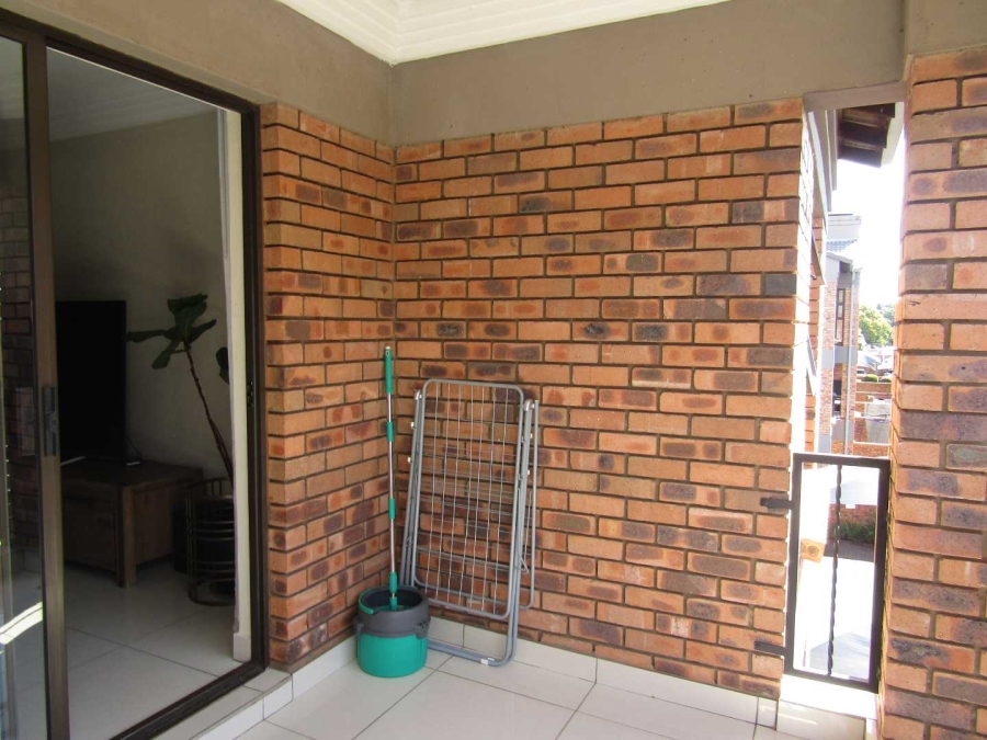 2 Bedroom Property for Sale in Ravenswood Gauteng