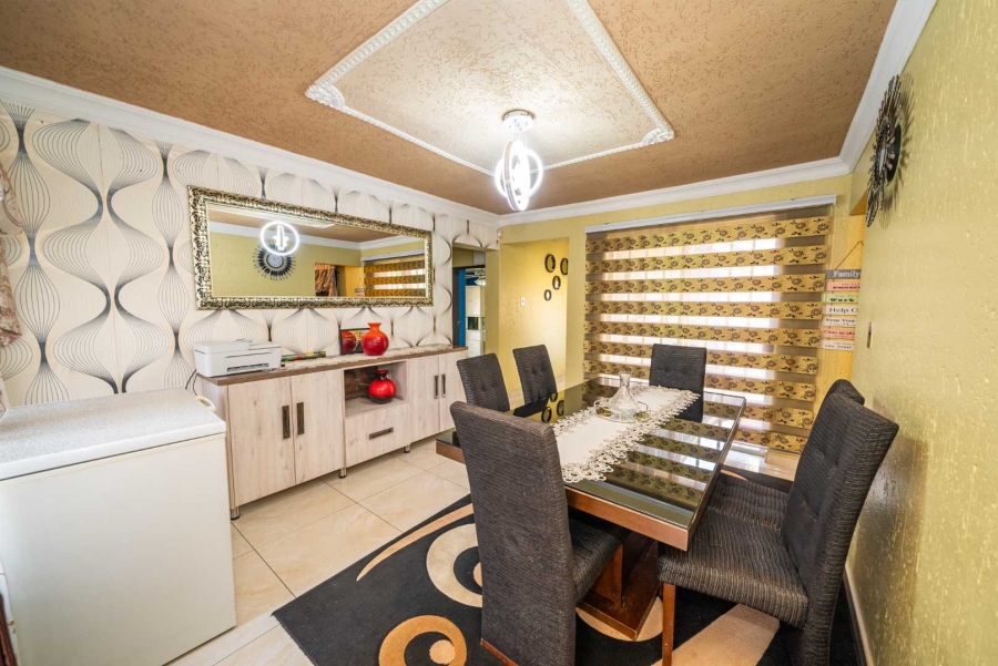 3 Bedroom Property for Sale in Selcourt Gauteng