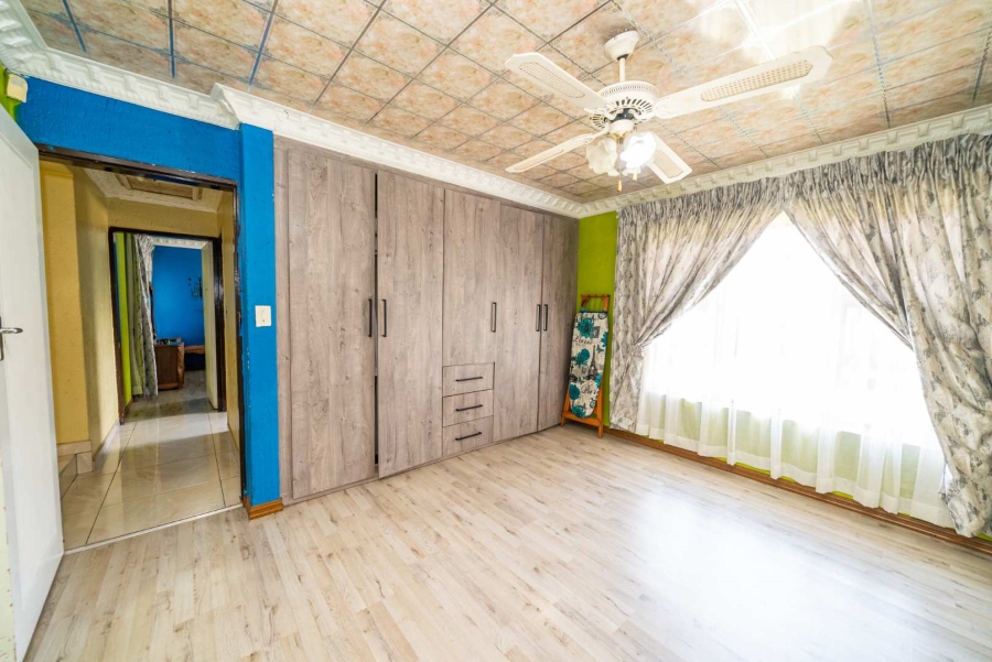 3 Bedroom Property for Sale in Selcourt Gauteng