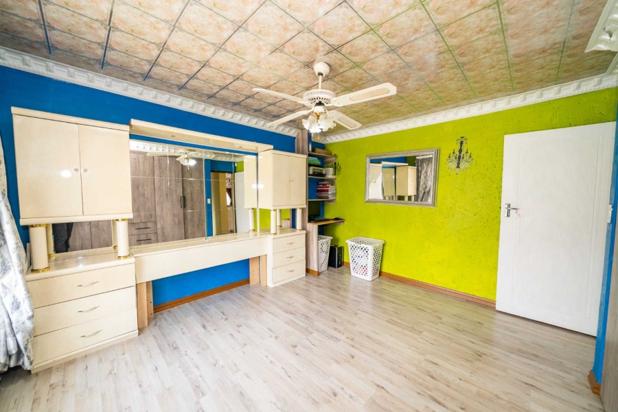 3 Bedroom Property for Sale in Selcourt Gauteng