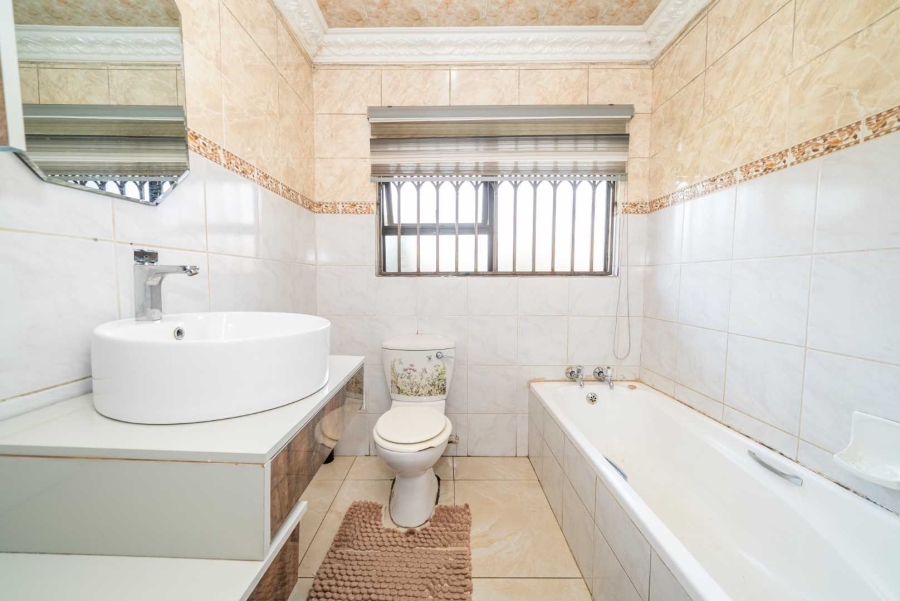 3 Bedroom Property for Sale in Selcourt Gauteng