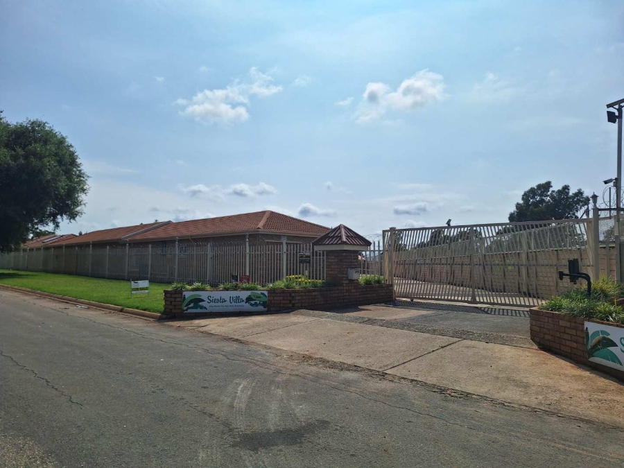 2 Bedroom Property for Sale in Van Dyk Park Gauteng