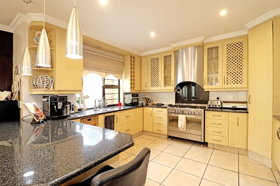 3 Bedroom Property for Sale in Bartlett Gauteng