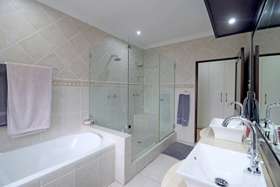 3 Bedroom Property for Sale in Bartlett Gauteng