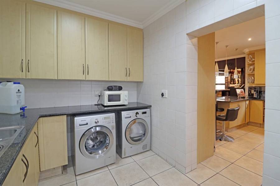 3 Bedroom Property for Sale in Bartlett Gauteng