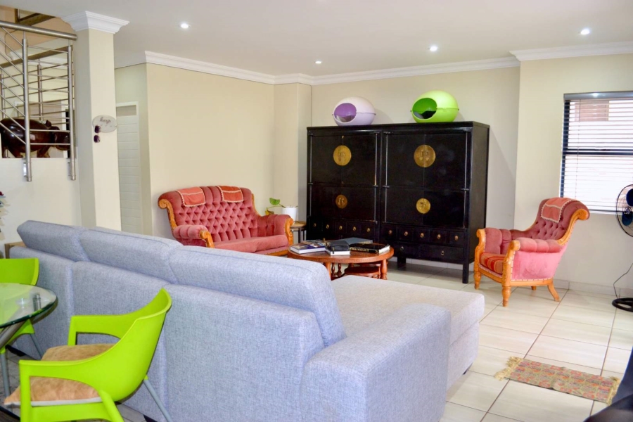 To Let 3 Bedroom Property for Rent in Olympus Gauteng