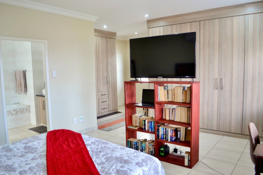 To Let 3 Bedroom Property for Rent in Olympus Gauteng