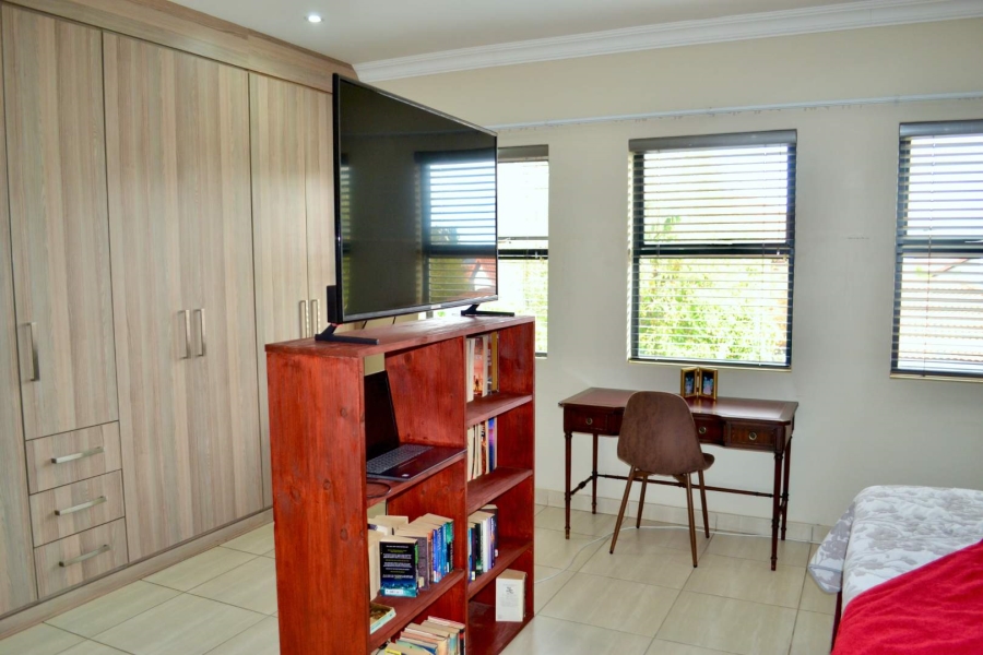 To Let 3 Bedroom Property for Rent in Olympus Gauteng