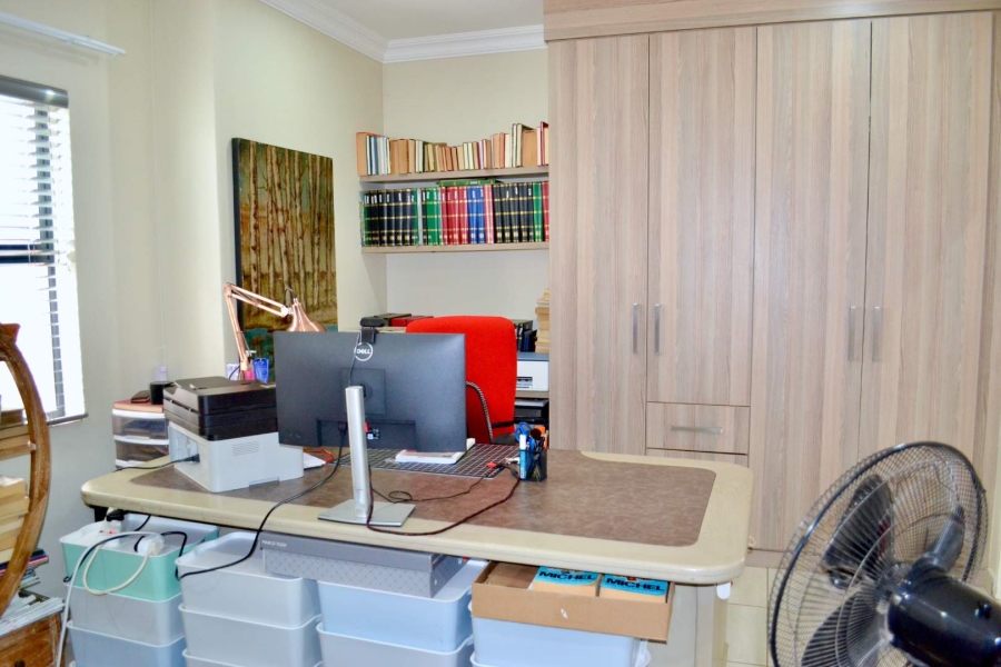 To Let 3 Bedroom Property for Rent in Olympus Gauteng