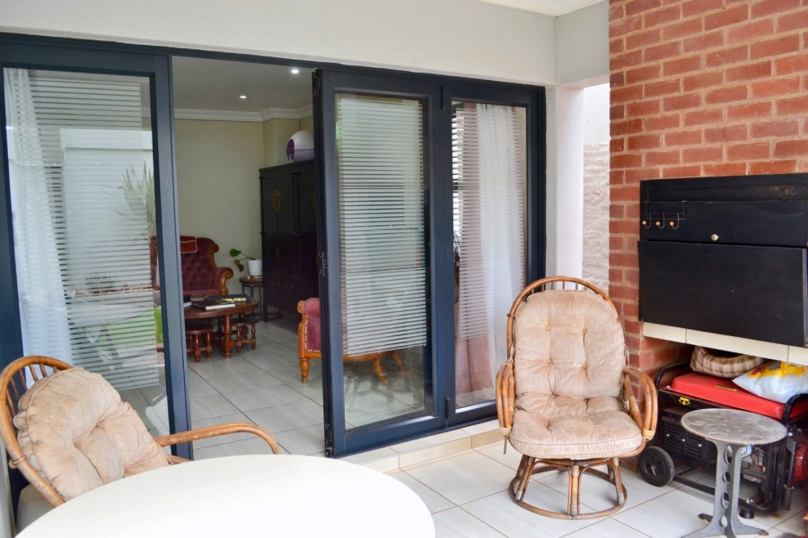 To Let 3 Bedroom Property for Rent in Olympus Gauteng