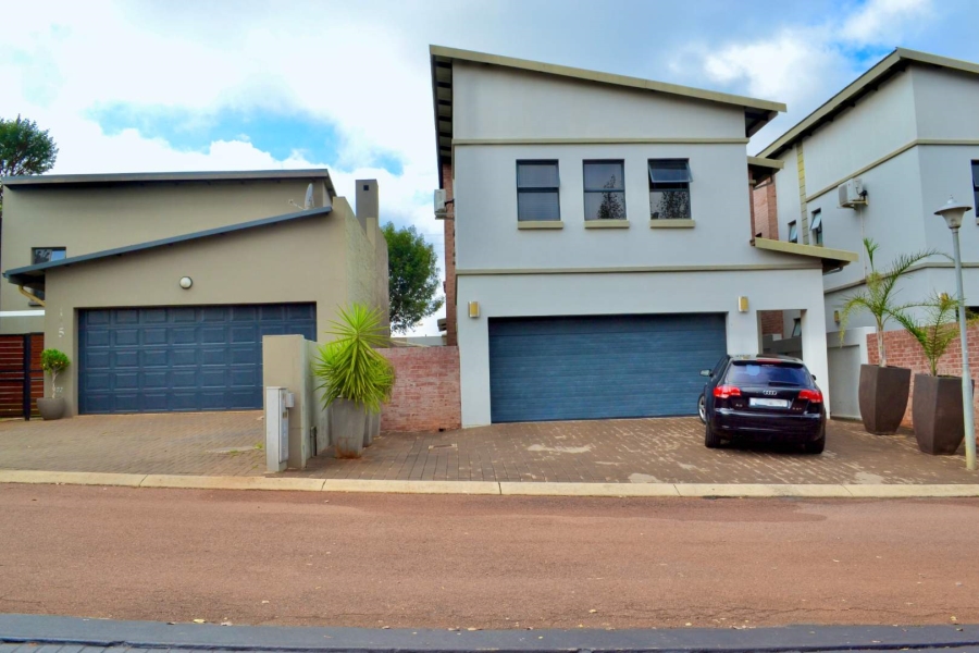 To Let 3 Bedroom Property for Rent in Olympus Gauteng