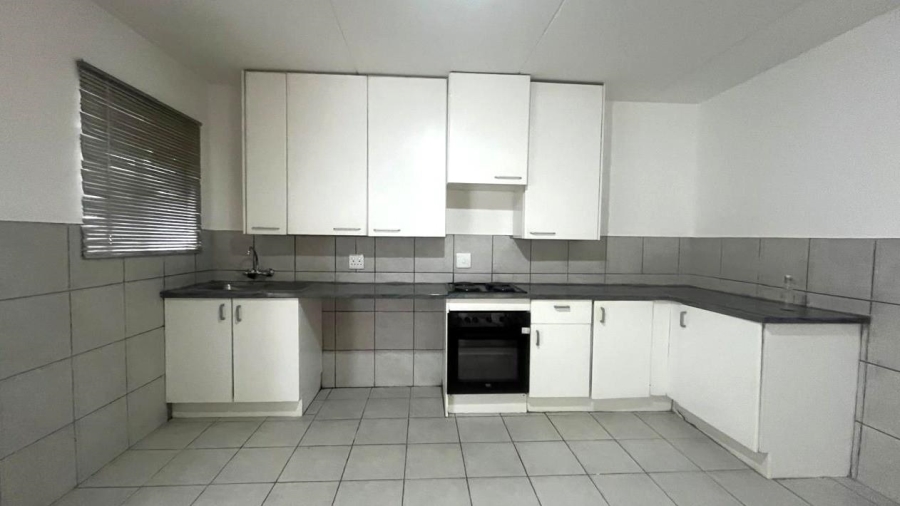 To Let 2 Bedroom Property for Rent in Boskruin Gauteng