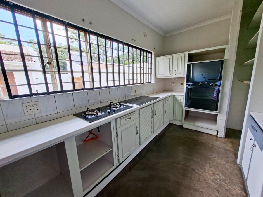 To Let 4 Bedroom Property for Rent in Woodmead Gauteng
