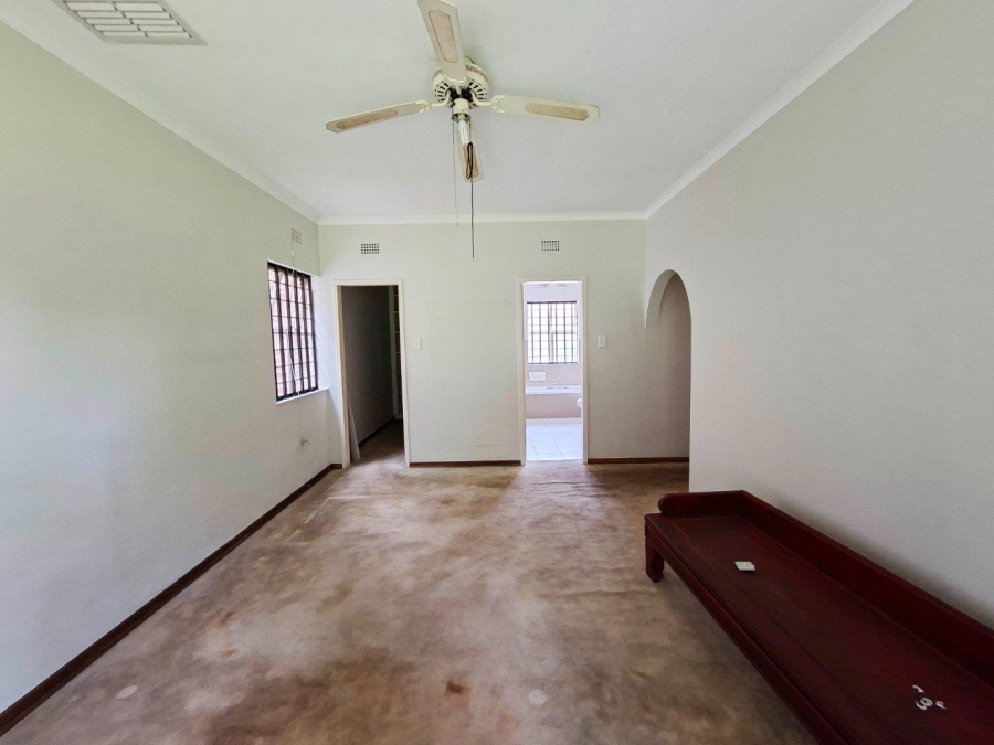 To Let 4 Bedroom Property for Rent in Woodmead Gauteng